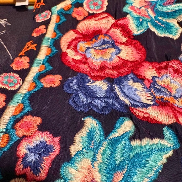 Johnny Was Embroidered Tunic XL Navy Rayon - Picture 5 of 7